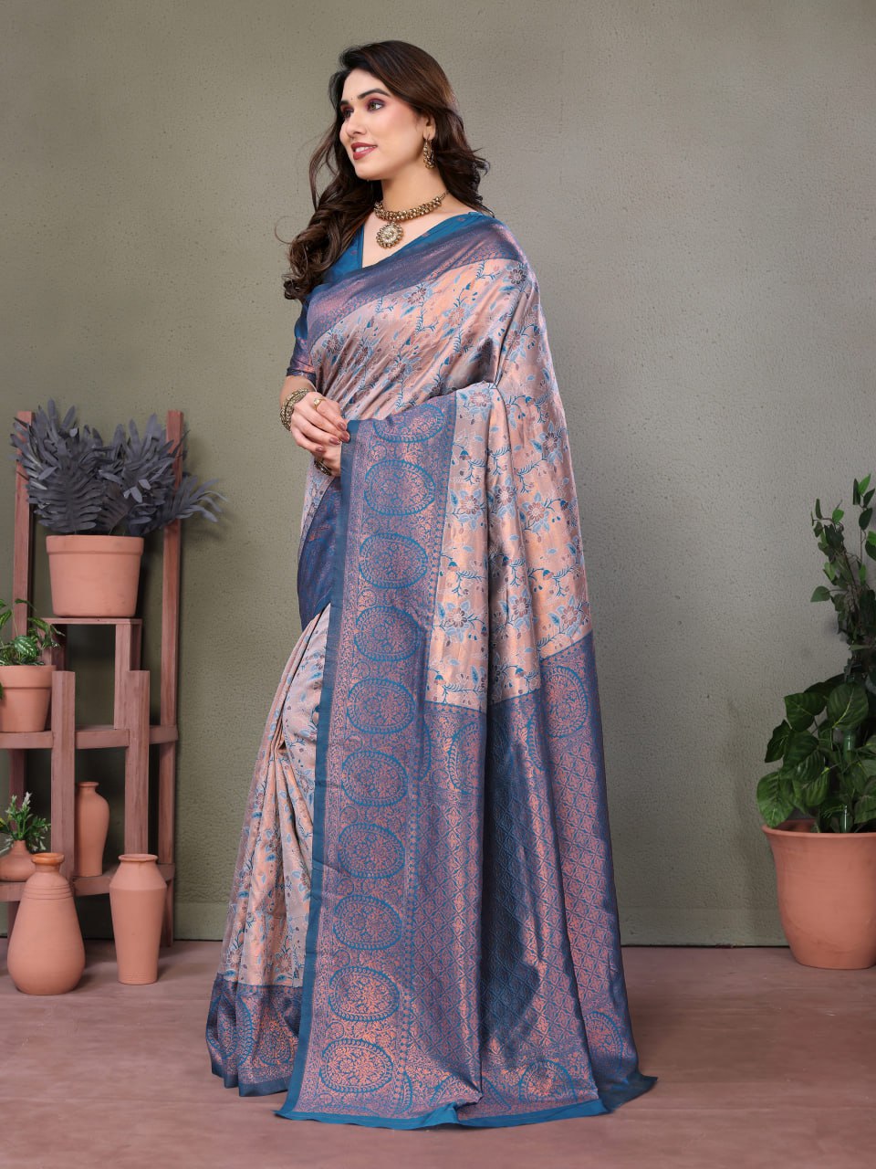 Most Delightful Banasari Silk Saree With Blouse