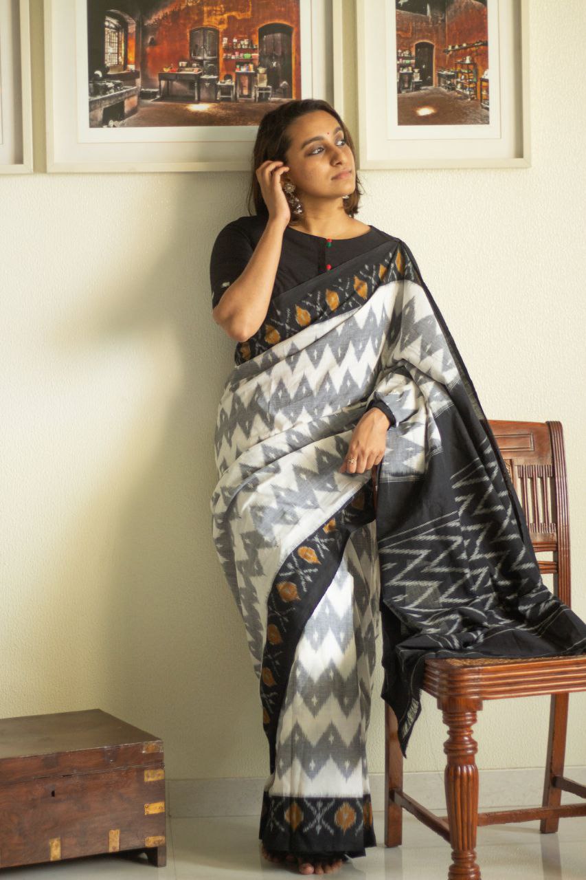 Pure Linen Cotton In Ikat Geomatric Pattern With Blouse