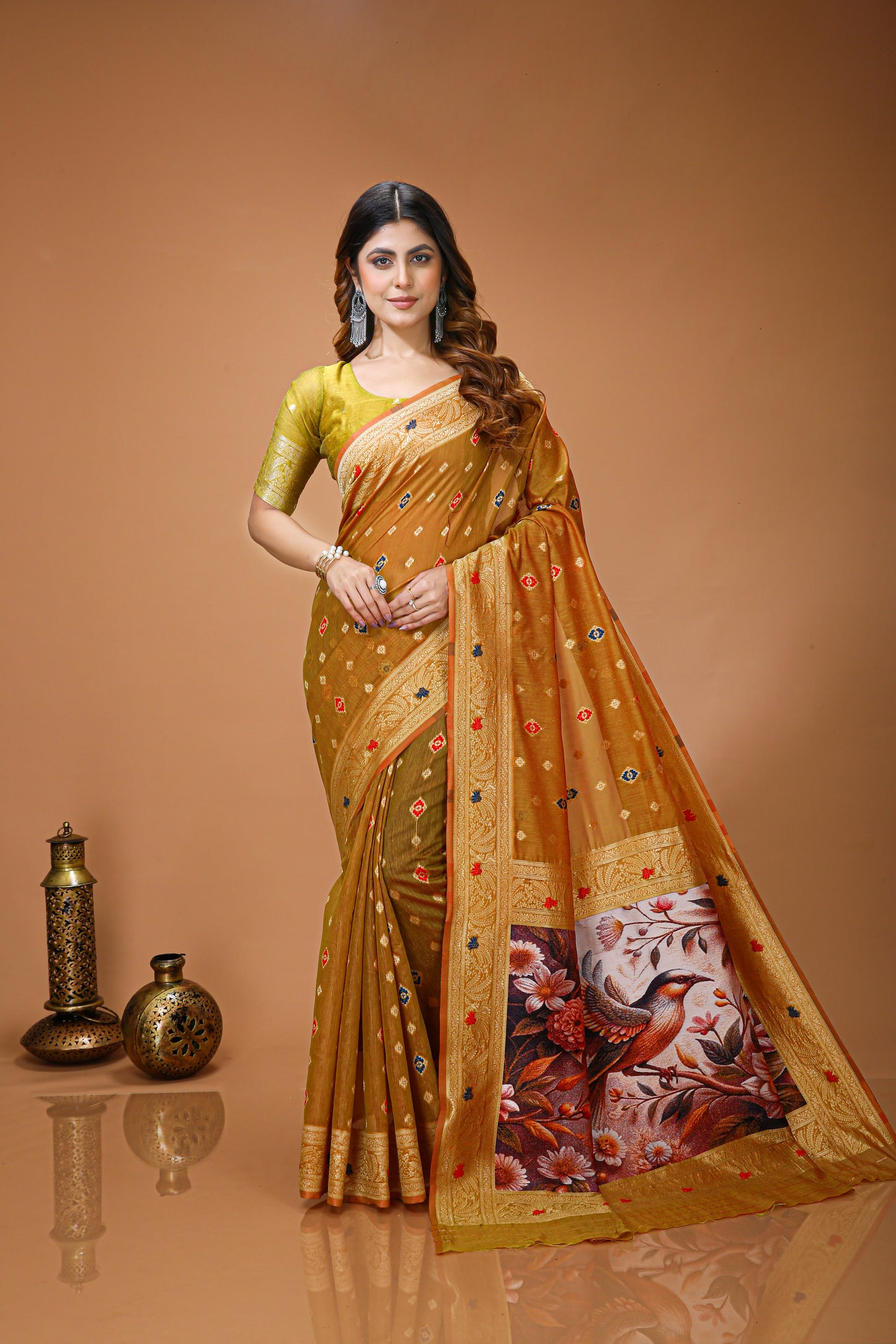 Glamorous Cotton Silk Saree With Rich Pallu