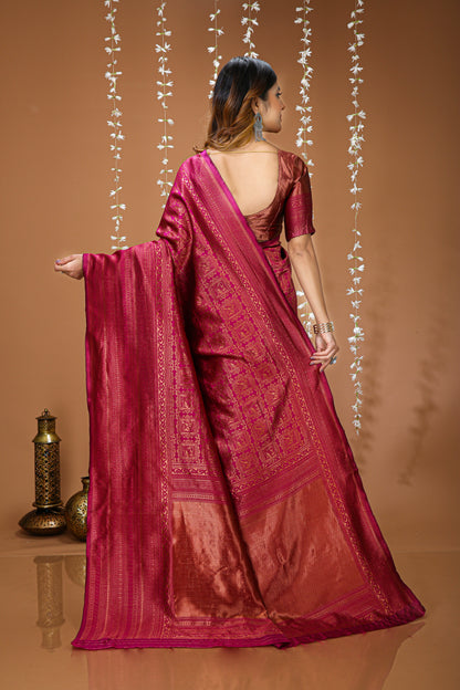 Stunning Soft Silk Saree With appealing Blouse Piece