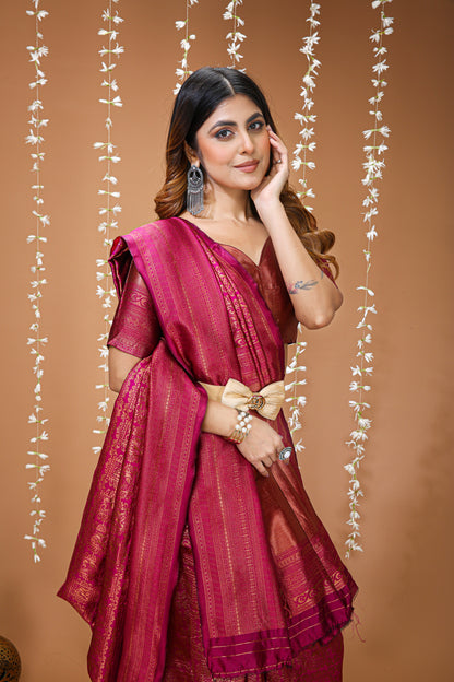 Stunning Soft Silk Saree With appealing Blouse Piece