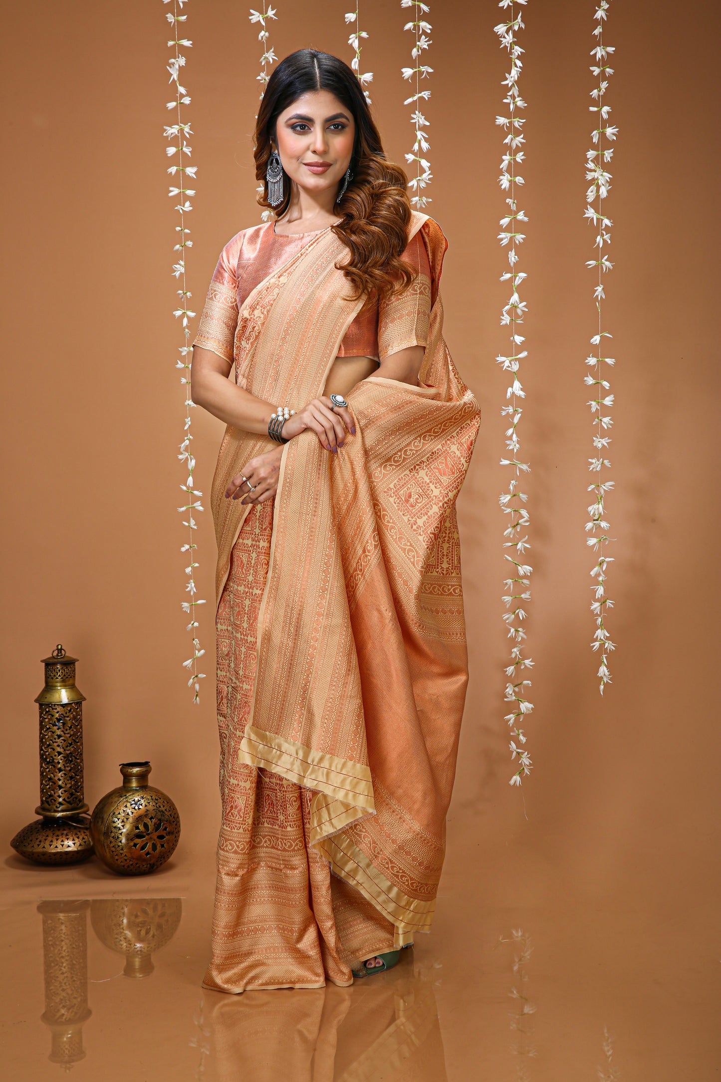 Stunning Soft Silk Saree With appealing Blouse Piece