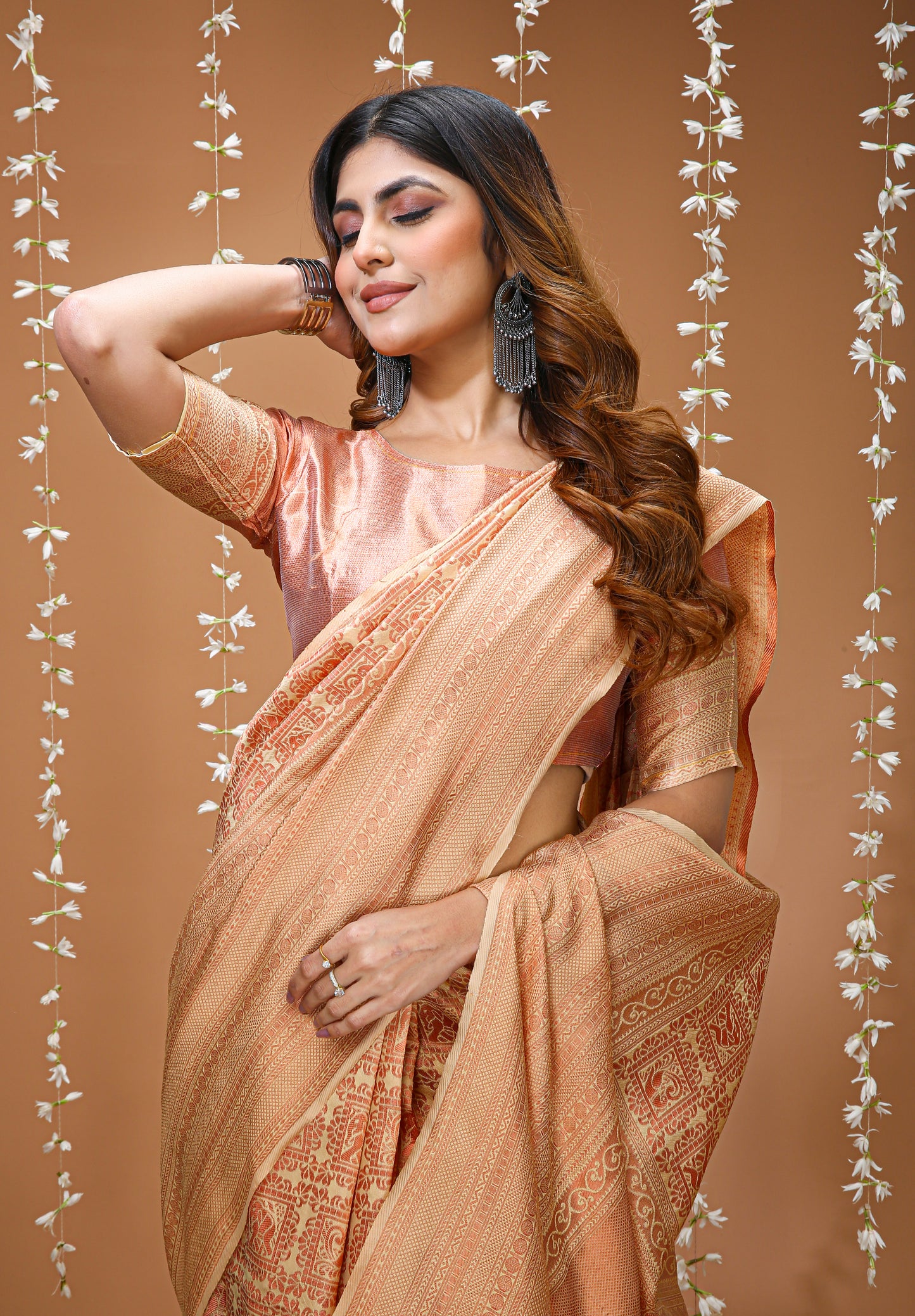 Stunning Soft Silk Saree With appealing Blouse Piece