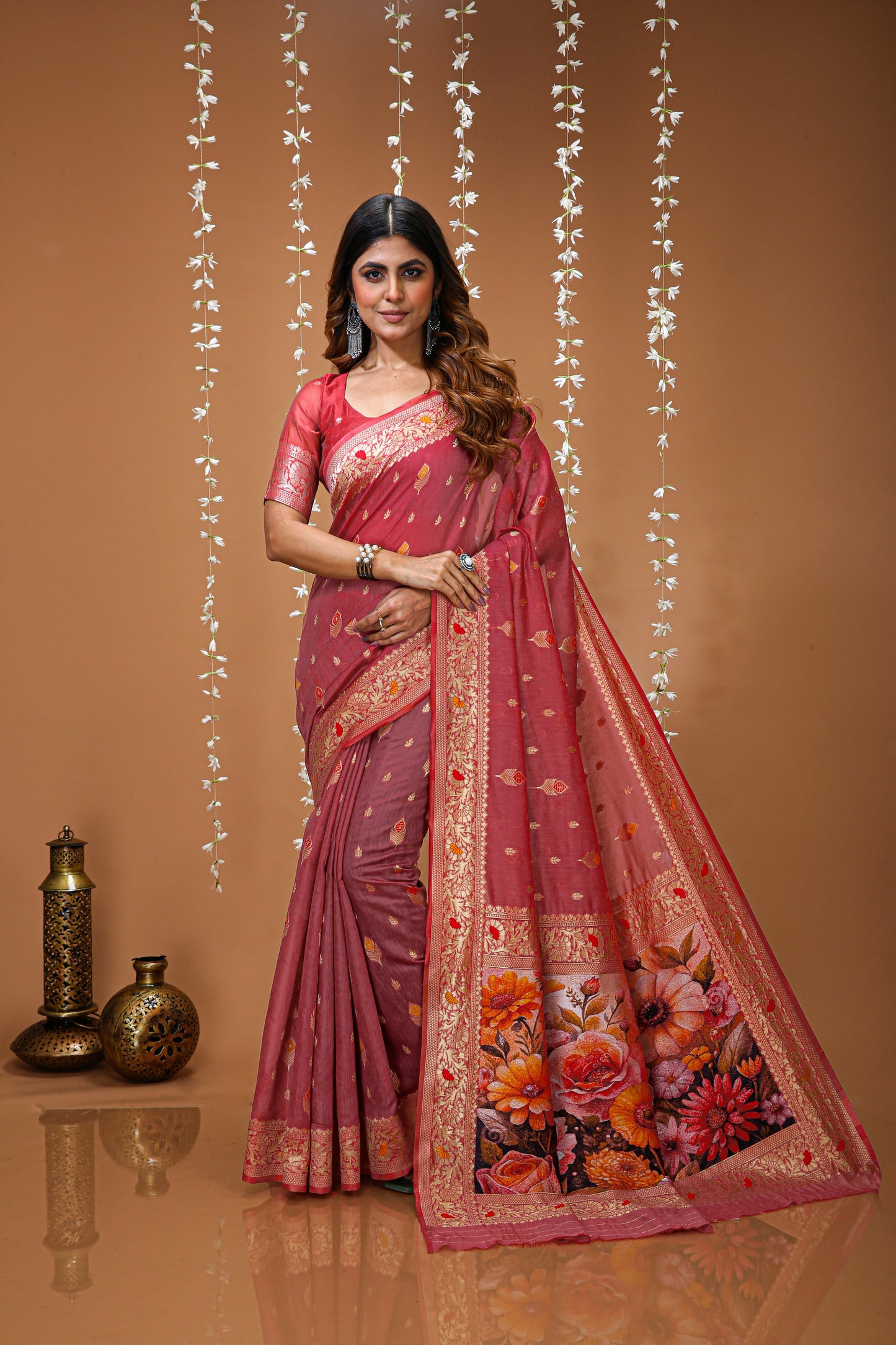 Glamorous Cotton Silk Saree With Rich Pallu