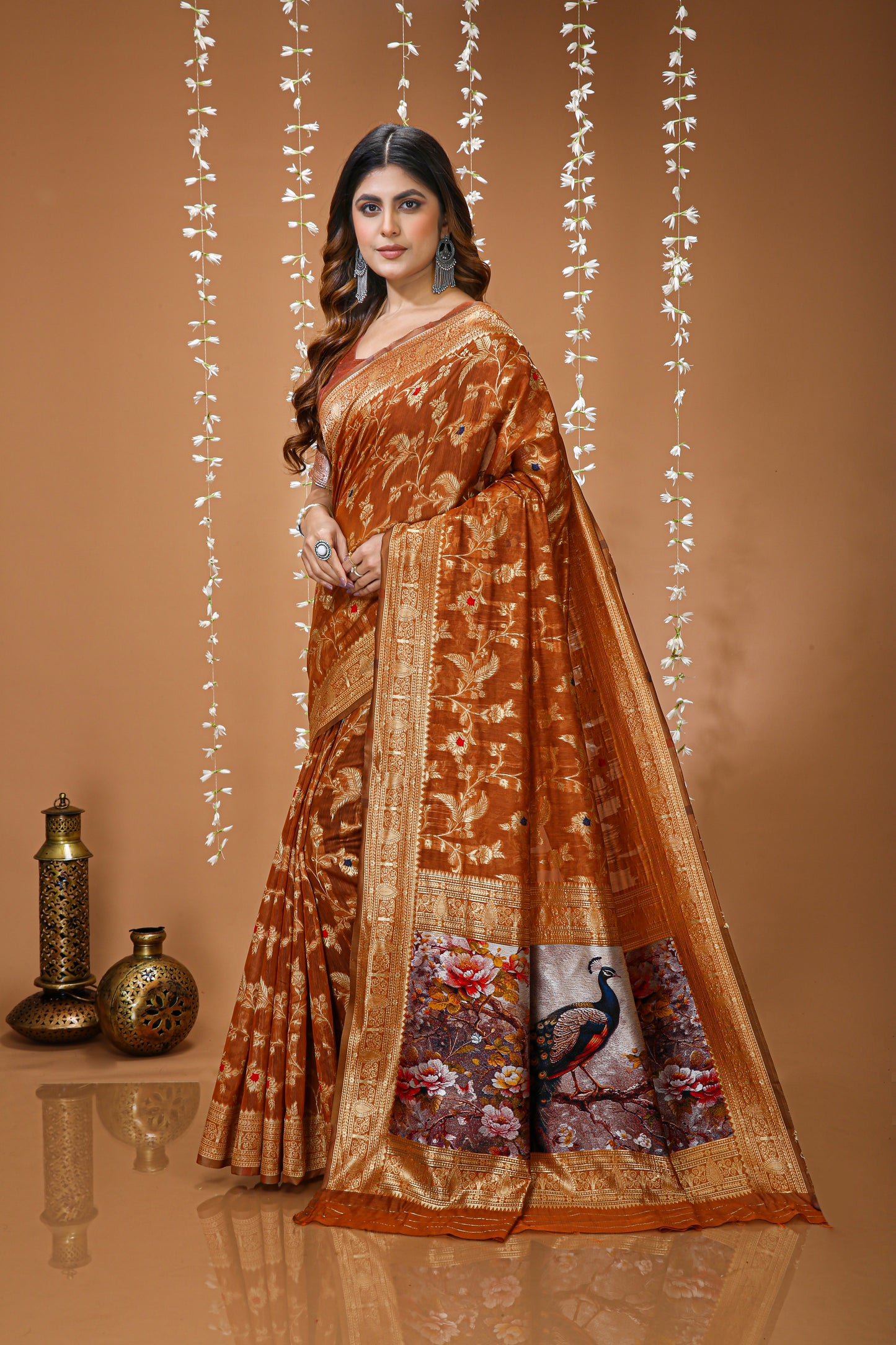 Glamorous Cotton Silk Saree With Rich Pallu