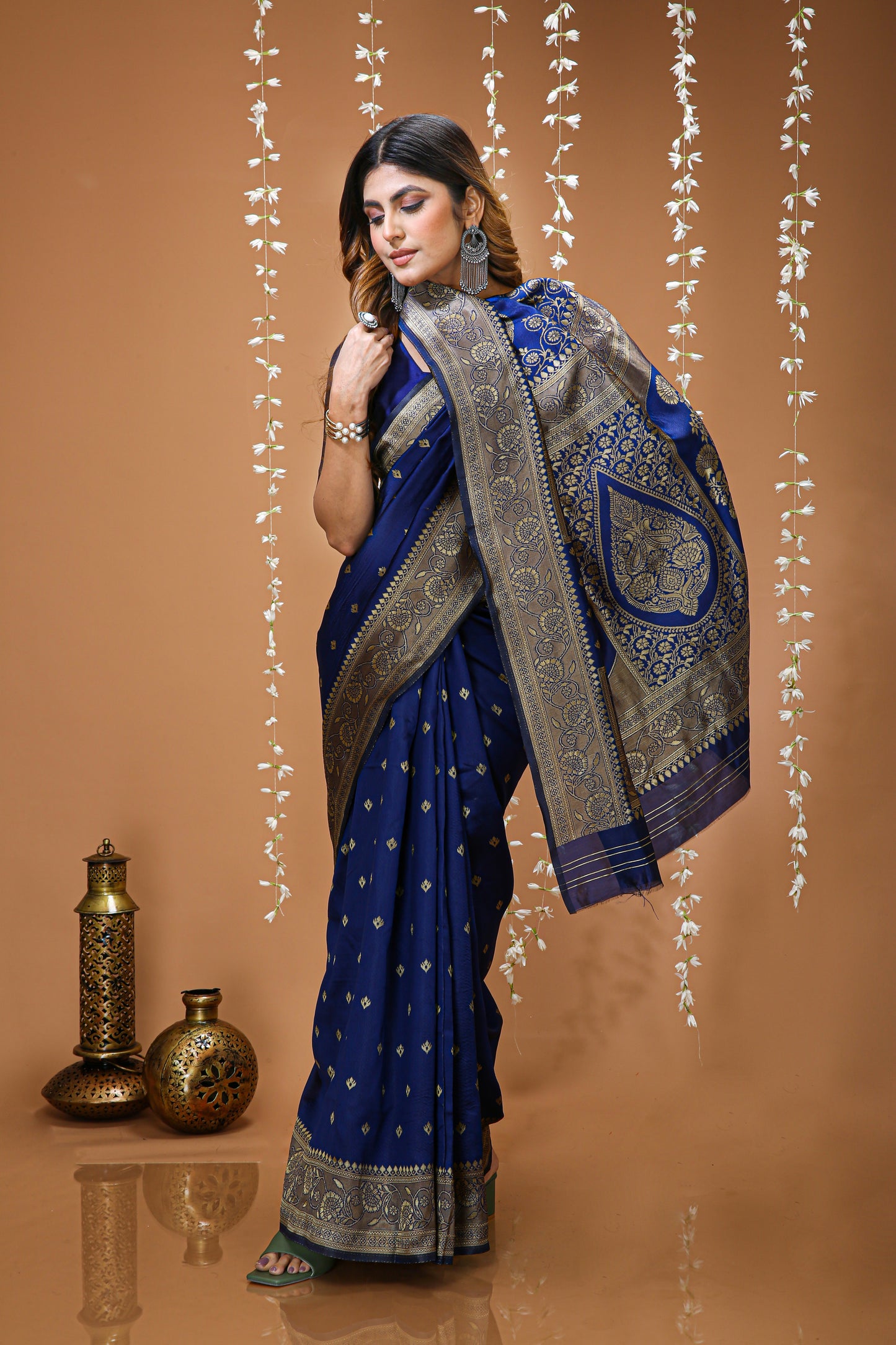 Winsome Soft Silk Saree With Lovely Blouse Piece