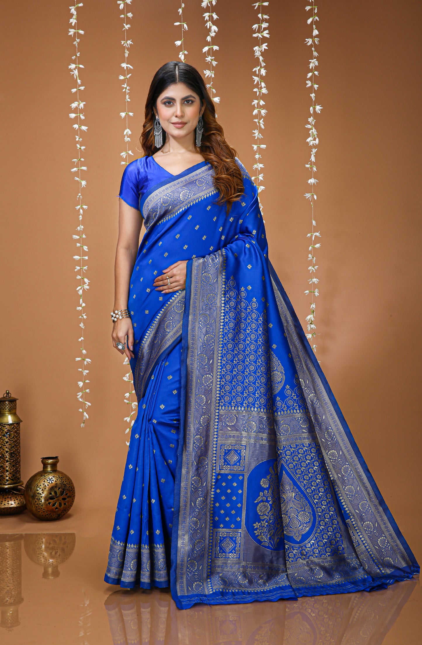 Winsome Soft Silk Saree With Lovely Blouse Piece