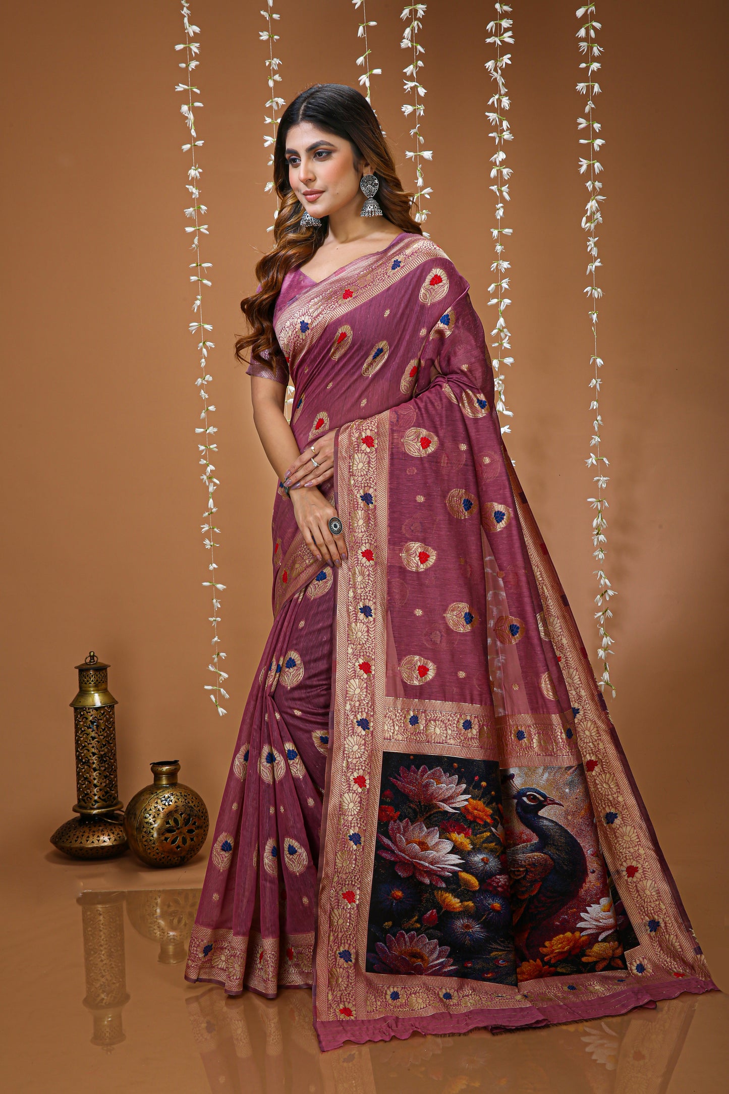 Glamorous Cotton Silk Saree With Rich Pallu