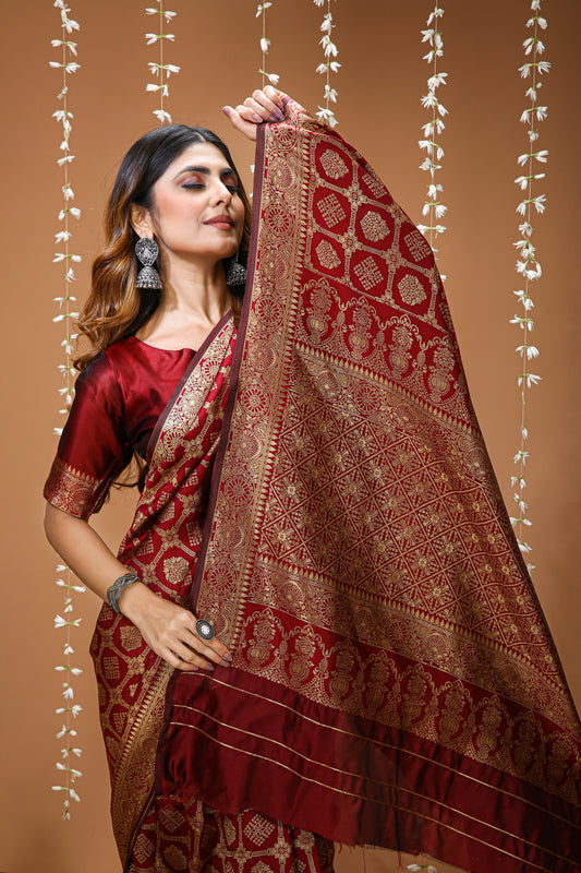 Very Engaging Soft Silk Saree With Beautiful Blouse Piece