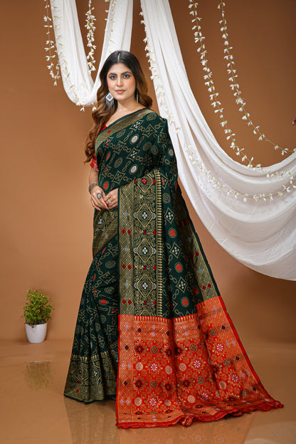 Very charming Soft Silk Saree With Zari Weaving