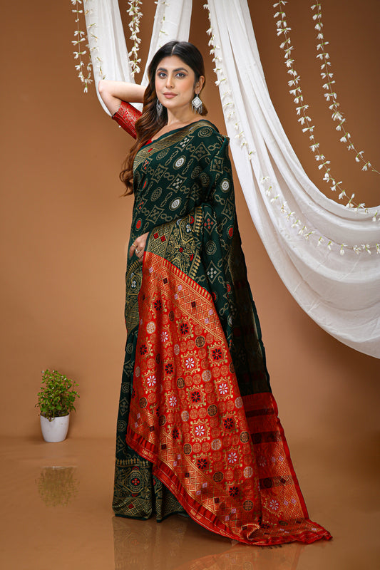 Very charming Soft Silk Saree With Zari Weaving