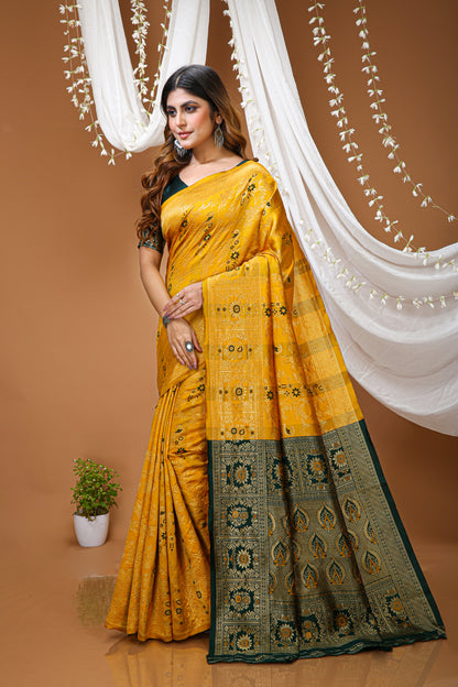 Elegant Zari Weaving Soft Silk Saree With Blouse Piece