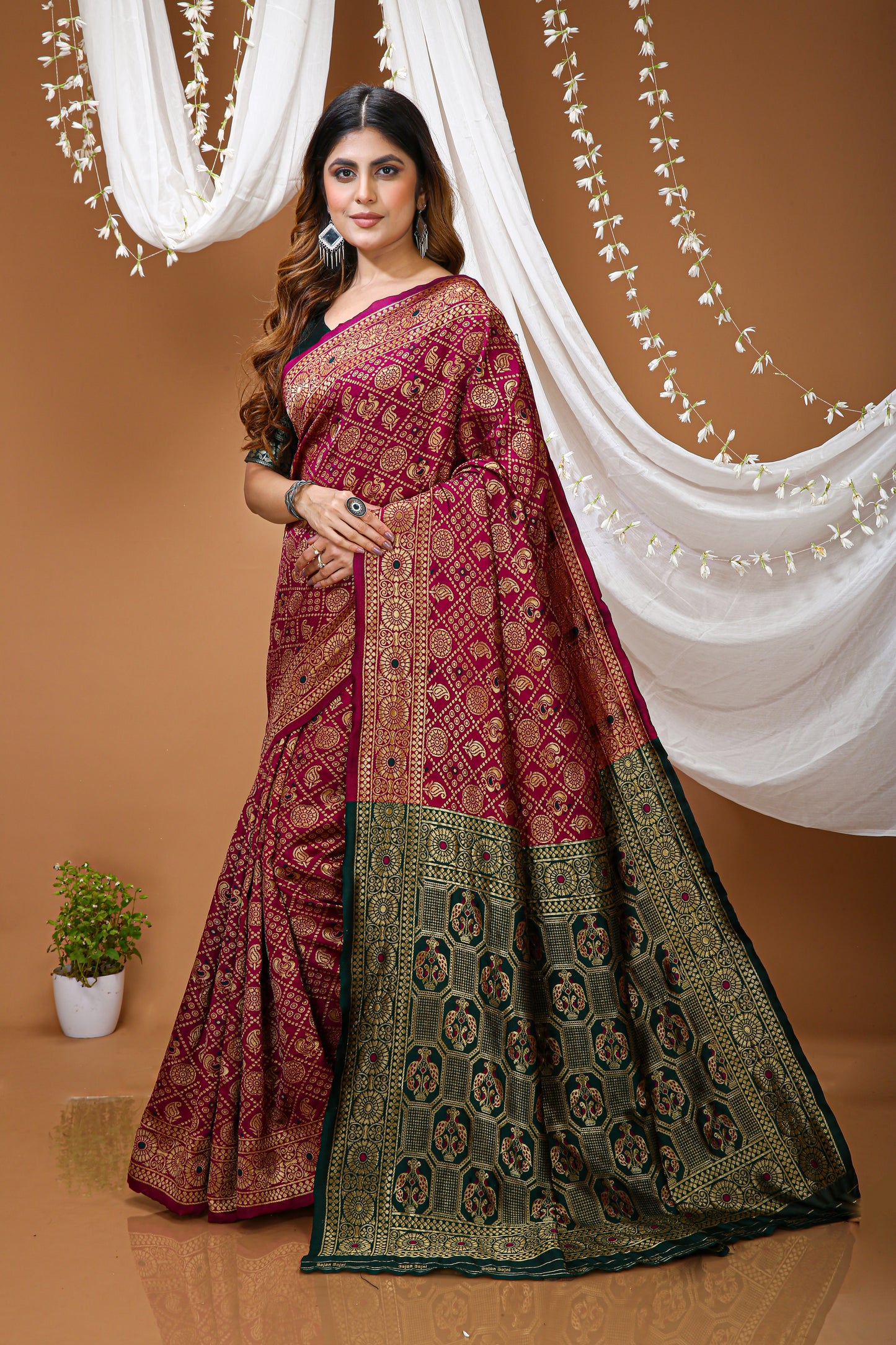 Ravishing Soft Silk Saree With Lovely Blouse Piece