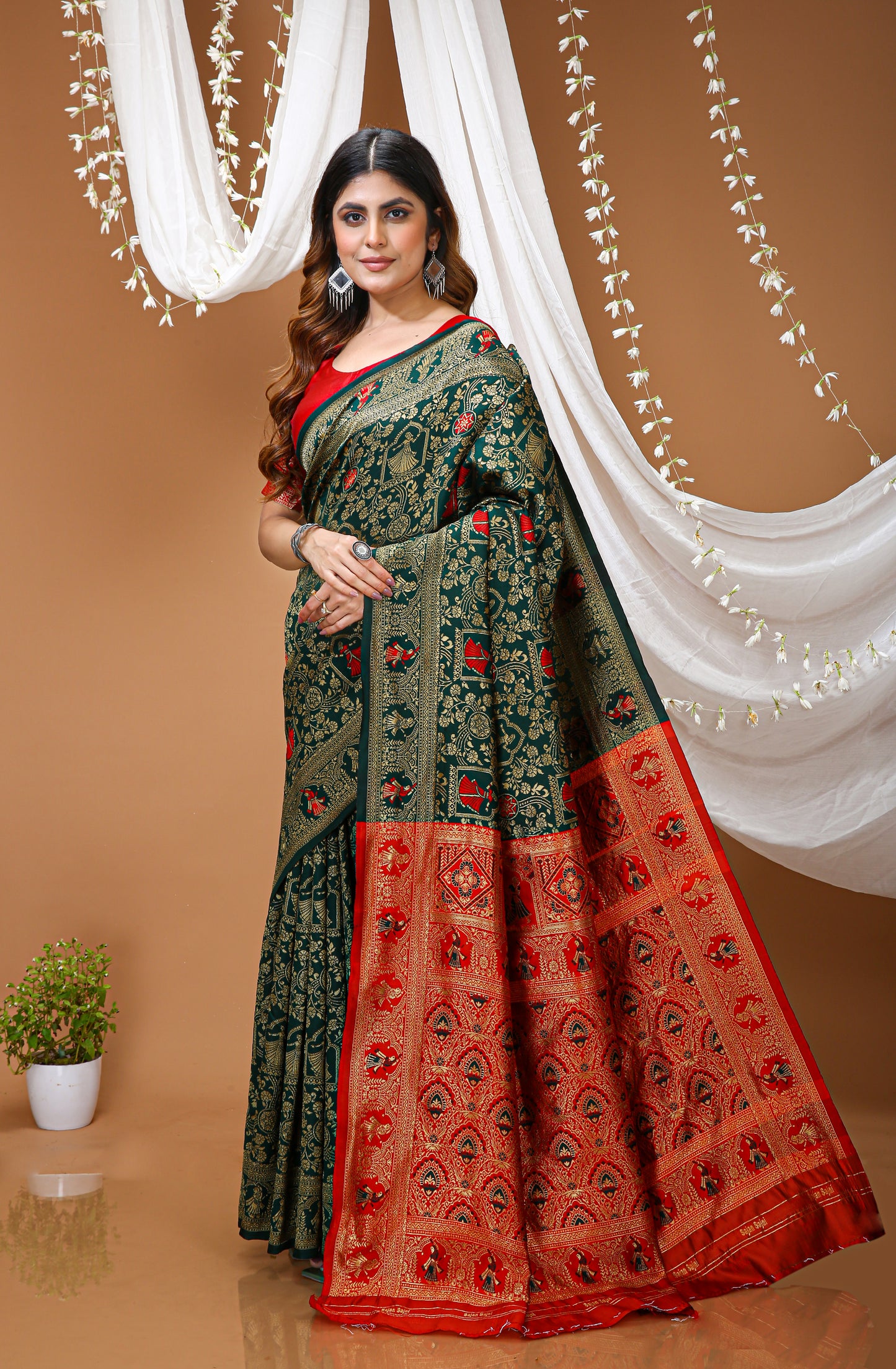 Very Pleasing Soft Silk Saree With Beautiful Blouse Peice