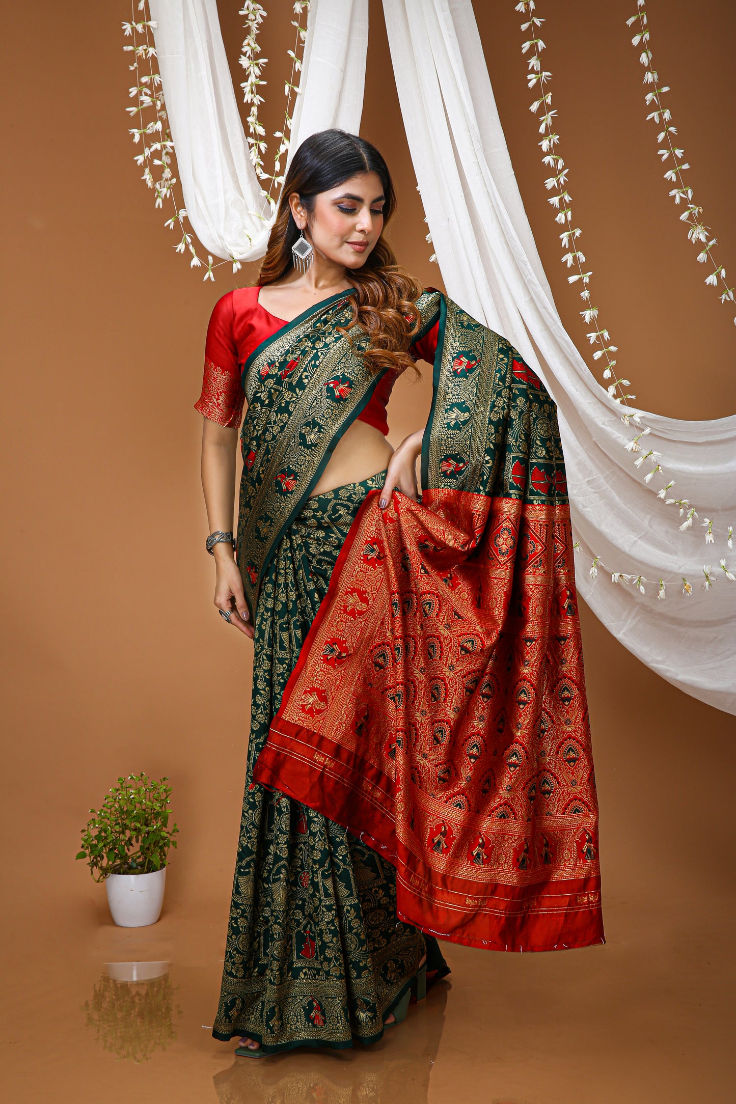 Very Pleasing Soft Silk Saree With Beautiful Blouse Peice