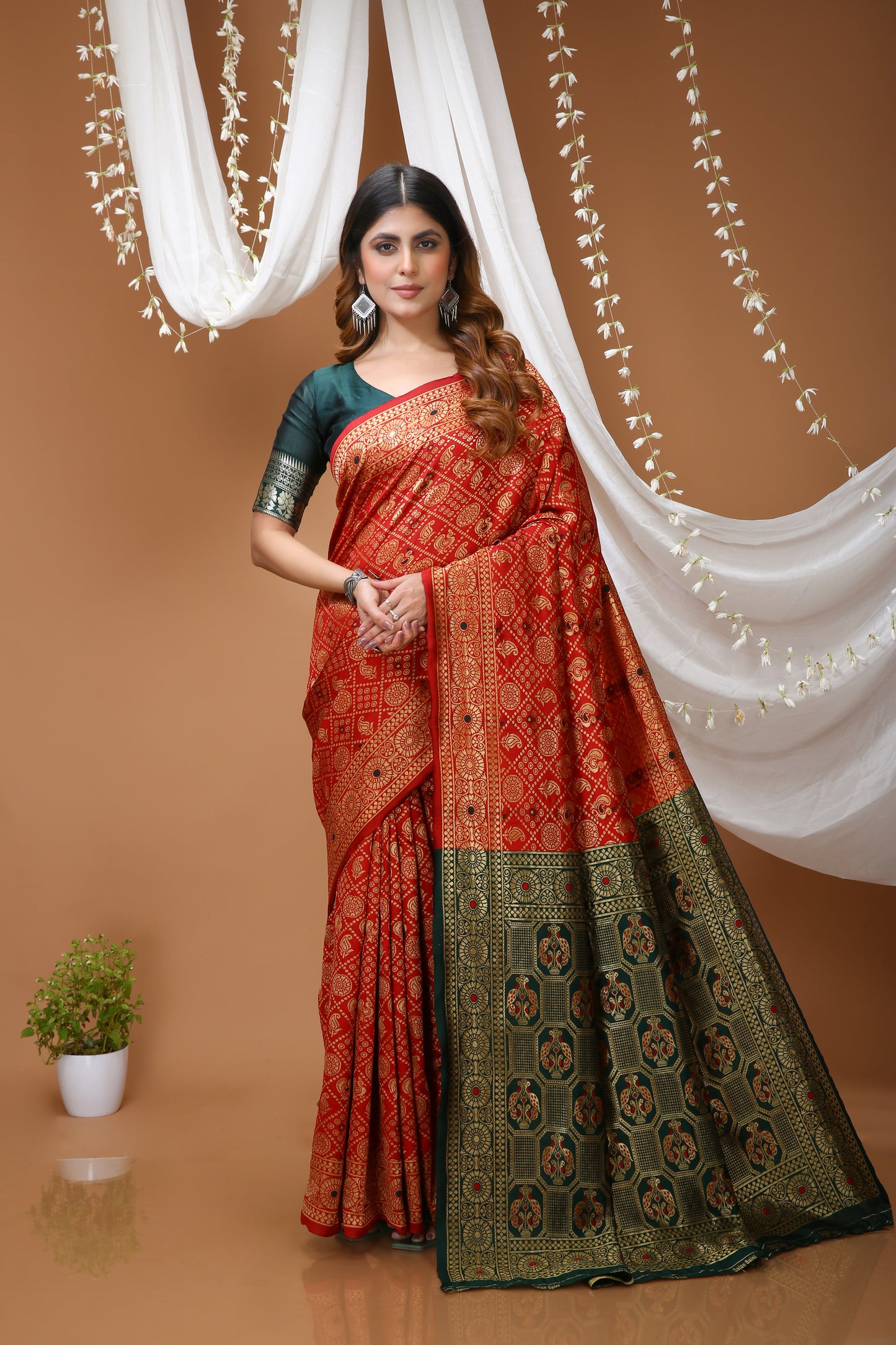 Ravishing Soft Silk Saree With Lovely Blouse Piece
