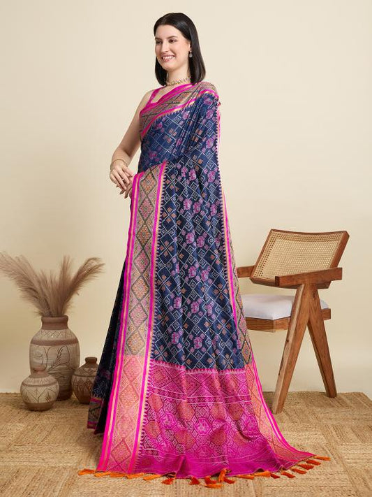 Most Beautiful Weaving Banarasi Silk Saree With Rich Pallu