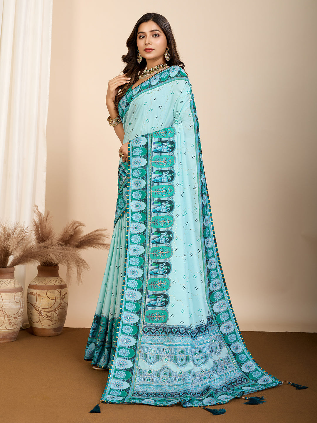 Aesthetic Muslin Cotton Printed Saree with Traditional Emboridery Motifs