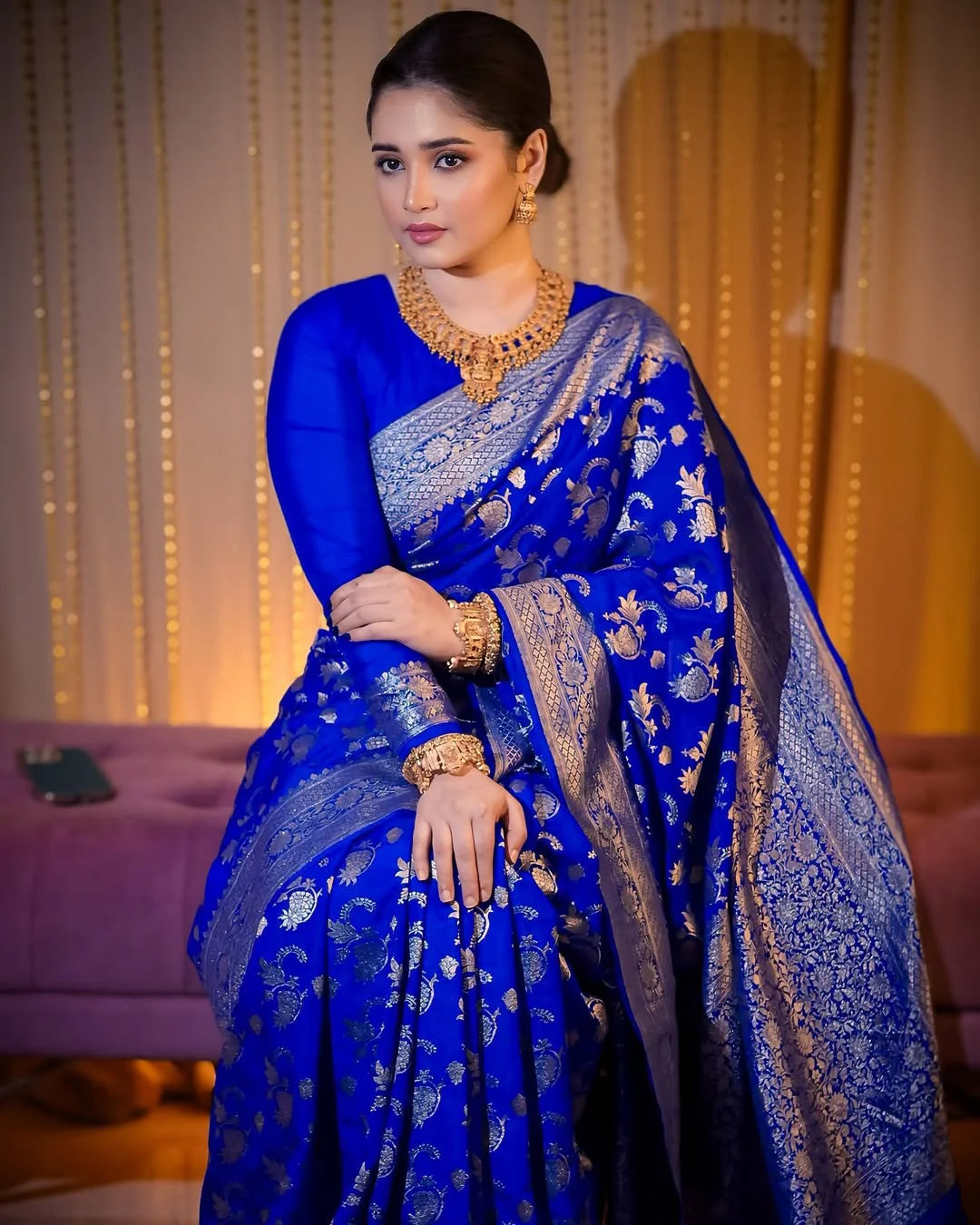 Magnificent Royal Blue Soft Banarasi Silk Saree With Glorious Blouse Piece