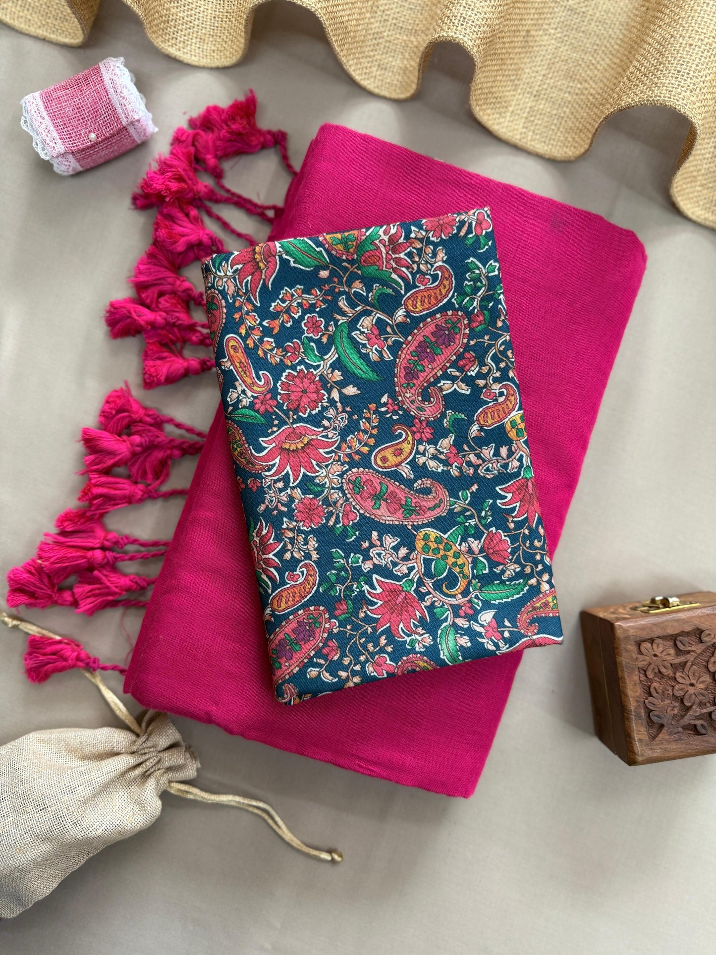 Dark Pink Handloom Cotton Saree With Mango Printed Blouse