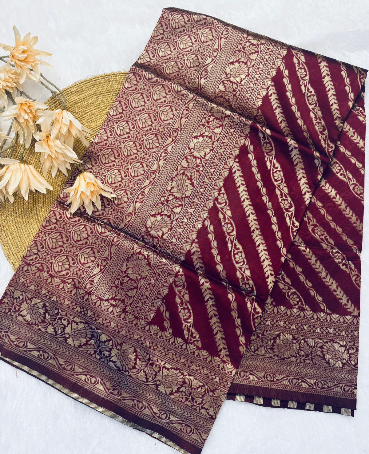 Stunning Soft Silk Saree With Lovely Blouse Piece
