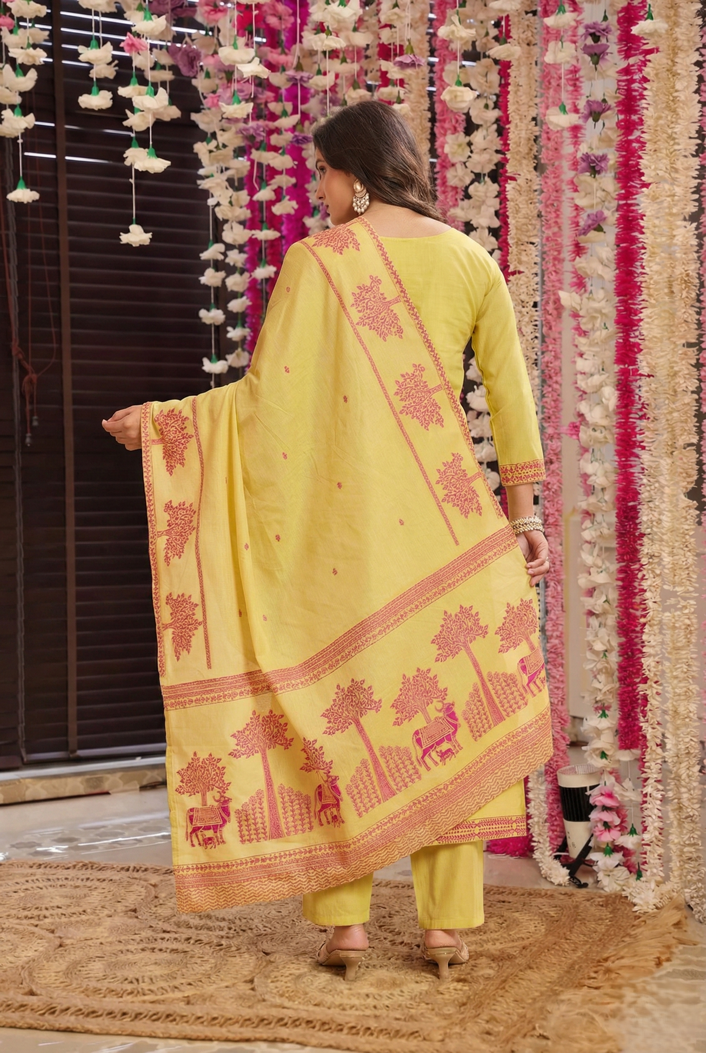 Anvika Heritage Jequard weaving Suit Set