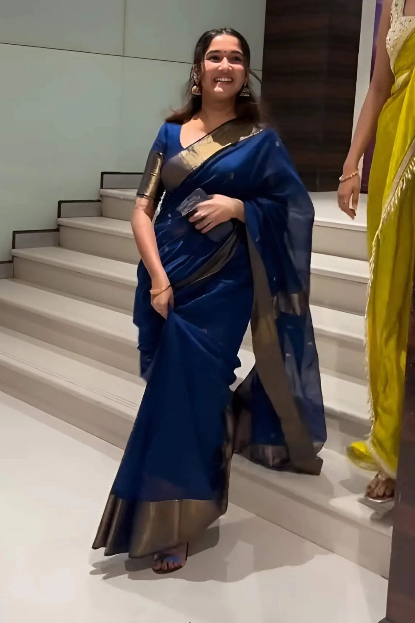 Alluring Navy Blue Cotton Silk Saree With Beautiful Blouse Piece