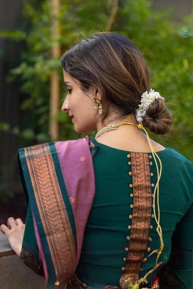Pleasing Lavender Soft Silk Saree With Unique Blouse Piece