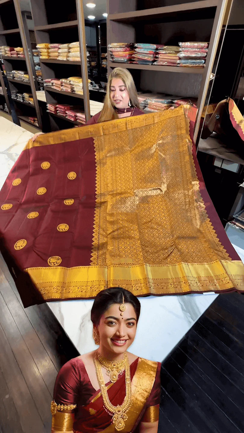 Gorgeous Maroon Soft Banarasi Silk Saree With Tremendous Blouse Piece