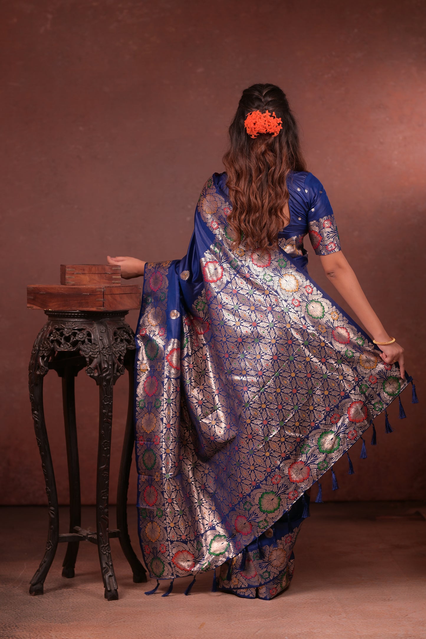 Classic Soft Silk Saree With Zari Weaving & tassels