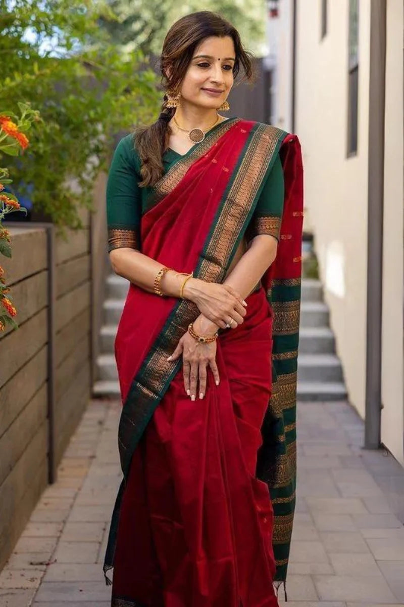Pretty Red Soft Silk Saree With Unique Blouse Piece