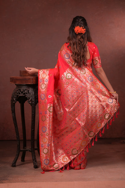 Classic Soft Silk Saree With Zari Weaving & tassels