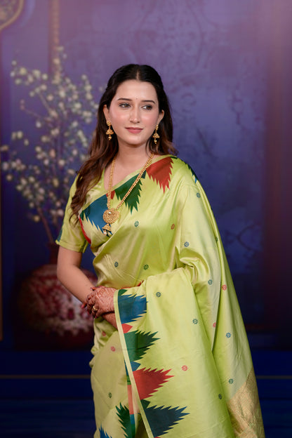 Very Ravishing Soft Silk Saree With Zari Weaving