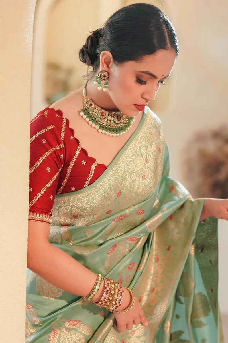 Very Attractive Sea Green Soft Silk Saree With Magnetic Blouse Piece
