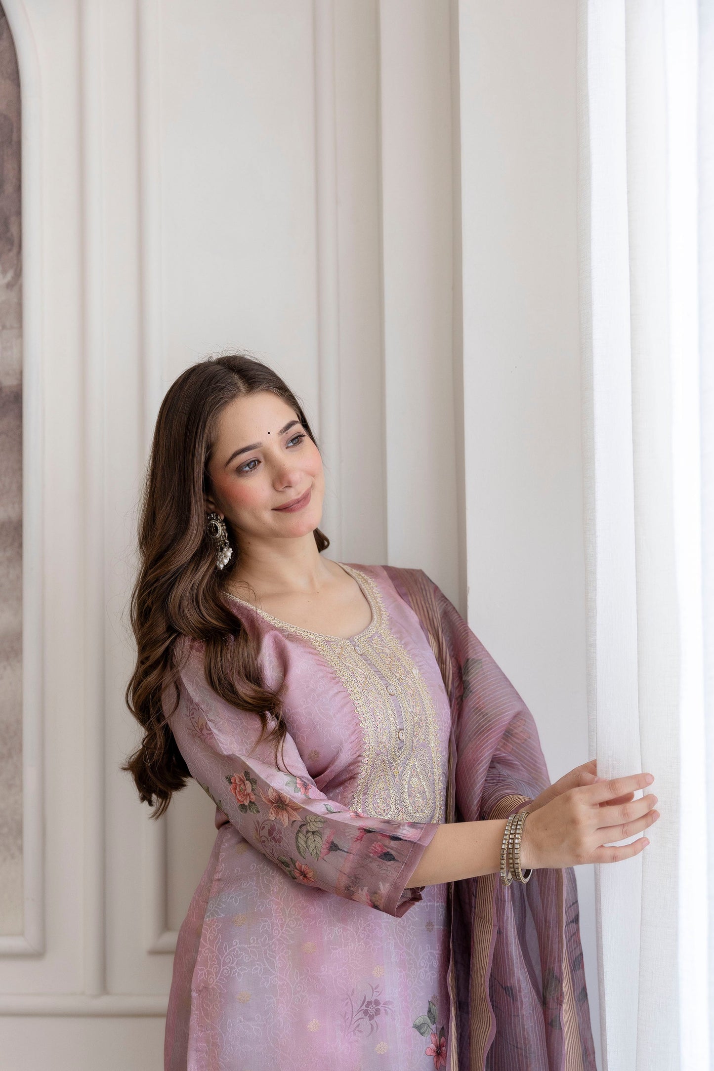 Elegant Viscose Zari Weaving Suit Set