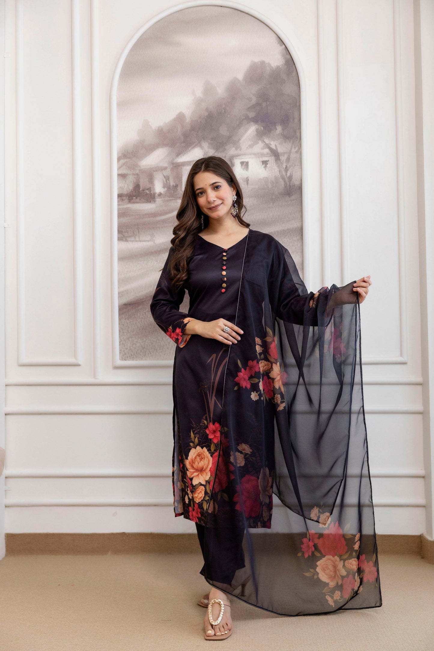 Very Appealing Soft Silk Floral Print Suit Set