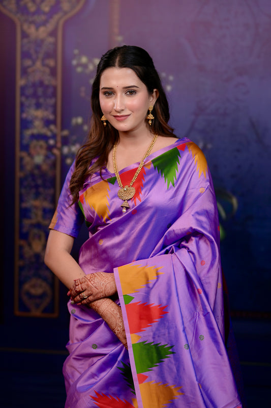 Very Ravishing Soft Silk Saree With Zari Weaving