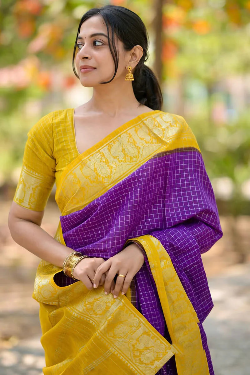 Stunning Purple Soft Silk Saree With Lovely Blouse Piece