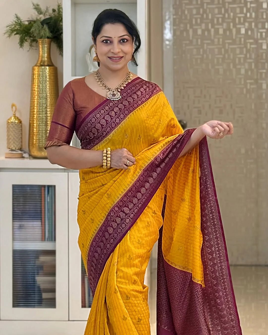 Delightful Red Soft Silk Saree With Designer Blouse Peice