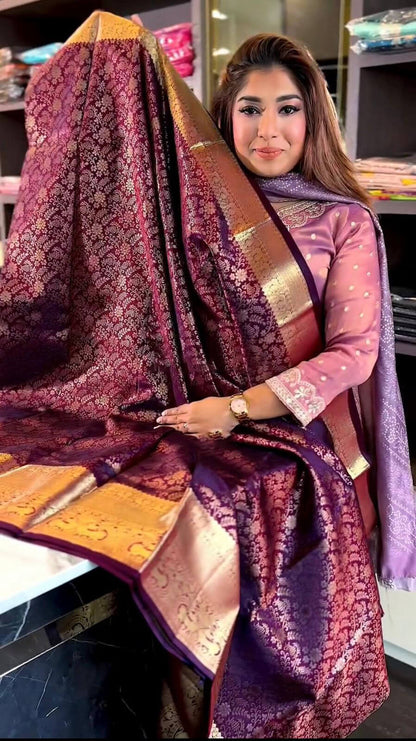 Irresistible Purple Soft Banarasi Silk Saree With Beautiful Blouse Piece