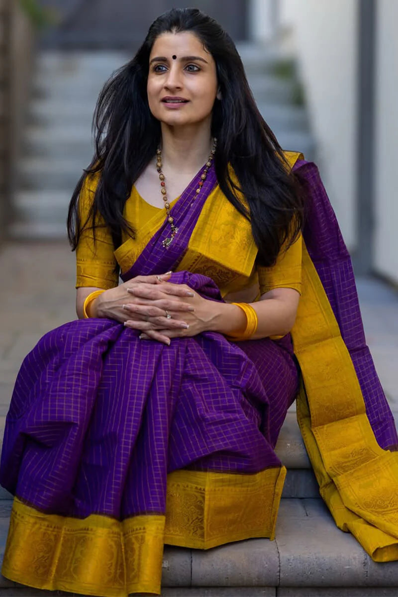 Ravishing Purple Soft Silk Saree With Lovely Blouse Piece
