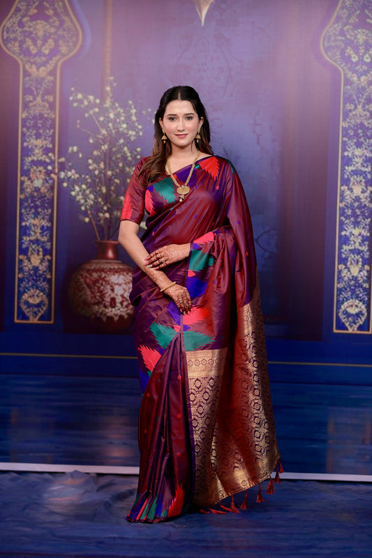 Very Ravishing Soft Silk Saree With Zari Weaving