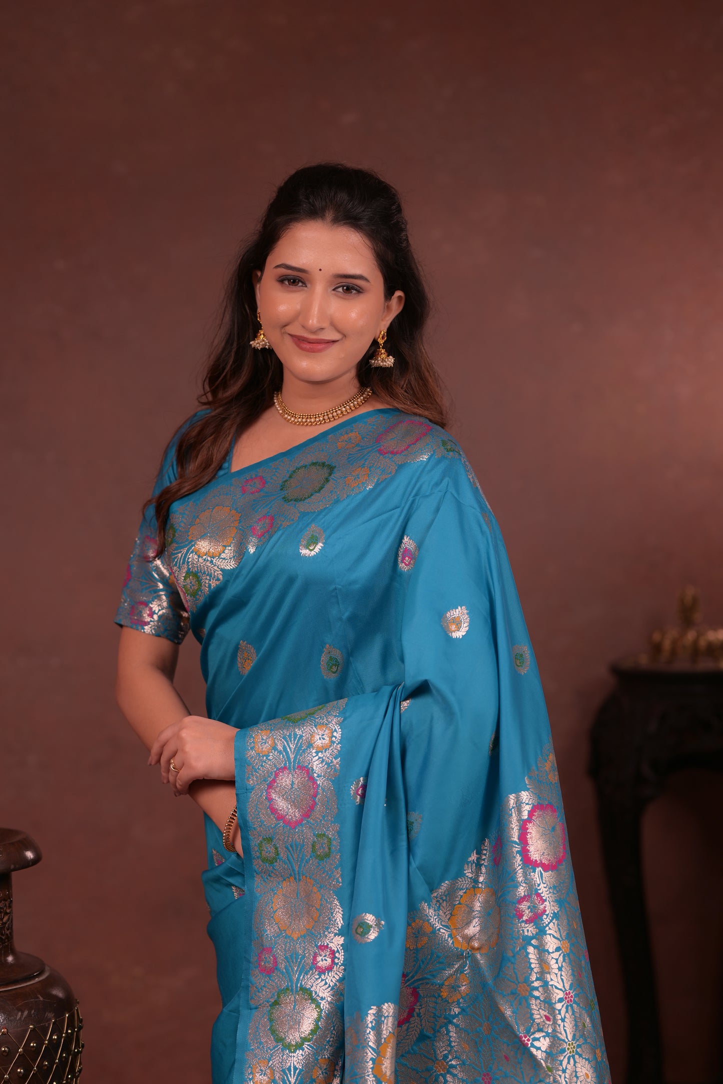Classic Soft Silk Saree With Zari Weaving & tassels