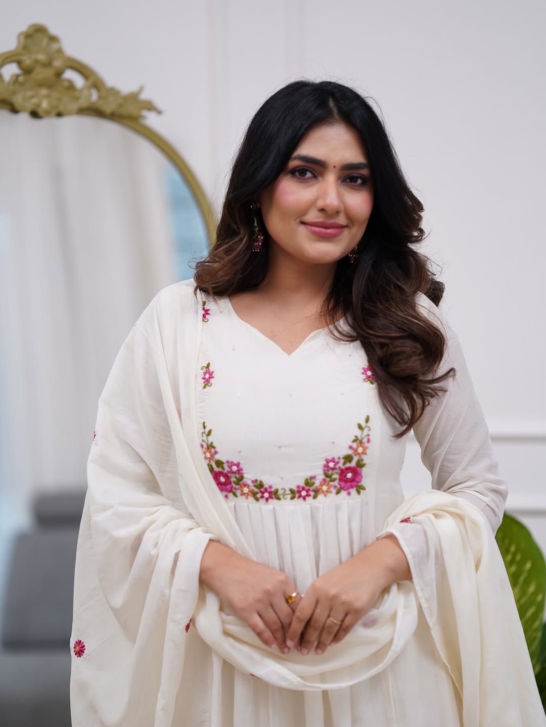 Elegant Chanderi Silk Embroidery Suit Set