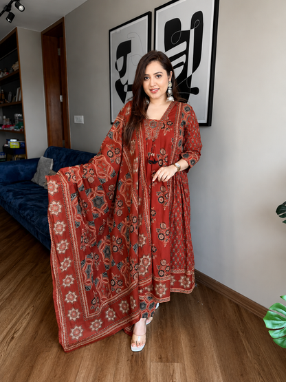 Very Glamorous Pure Mul Cotton Ajrakh Print suit Set