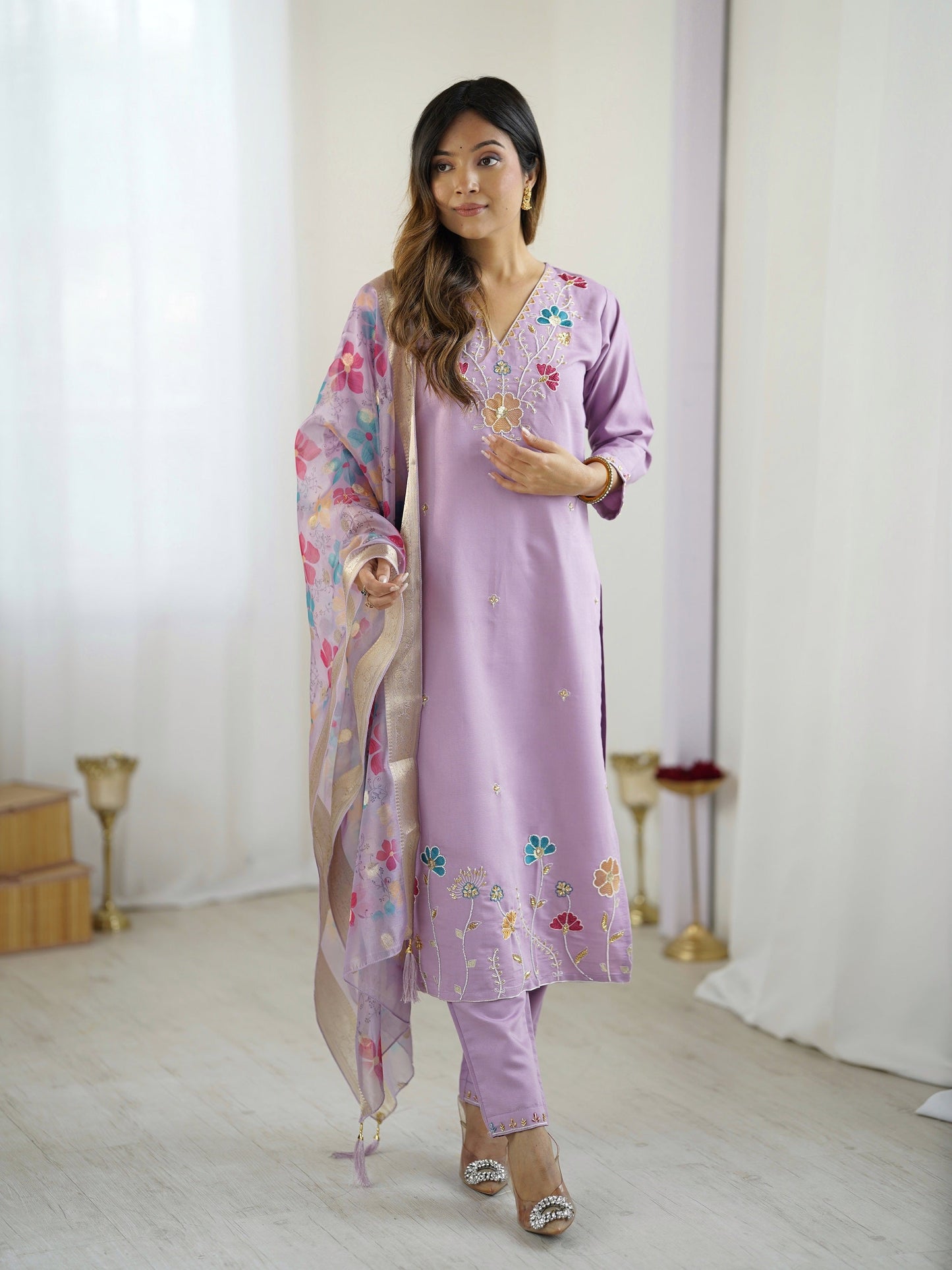 Very Attractive Viscose Silk Embroidery Suit Set
