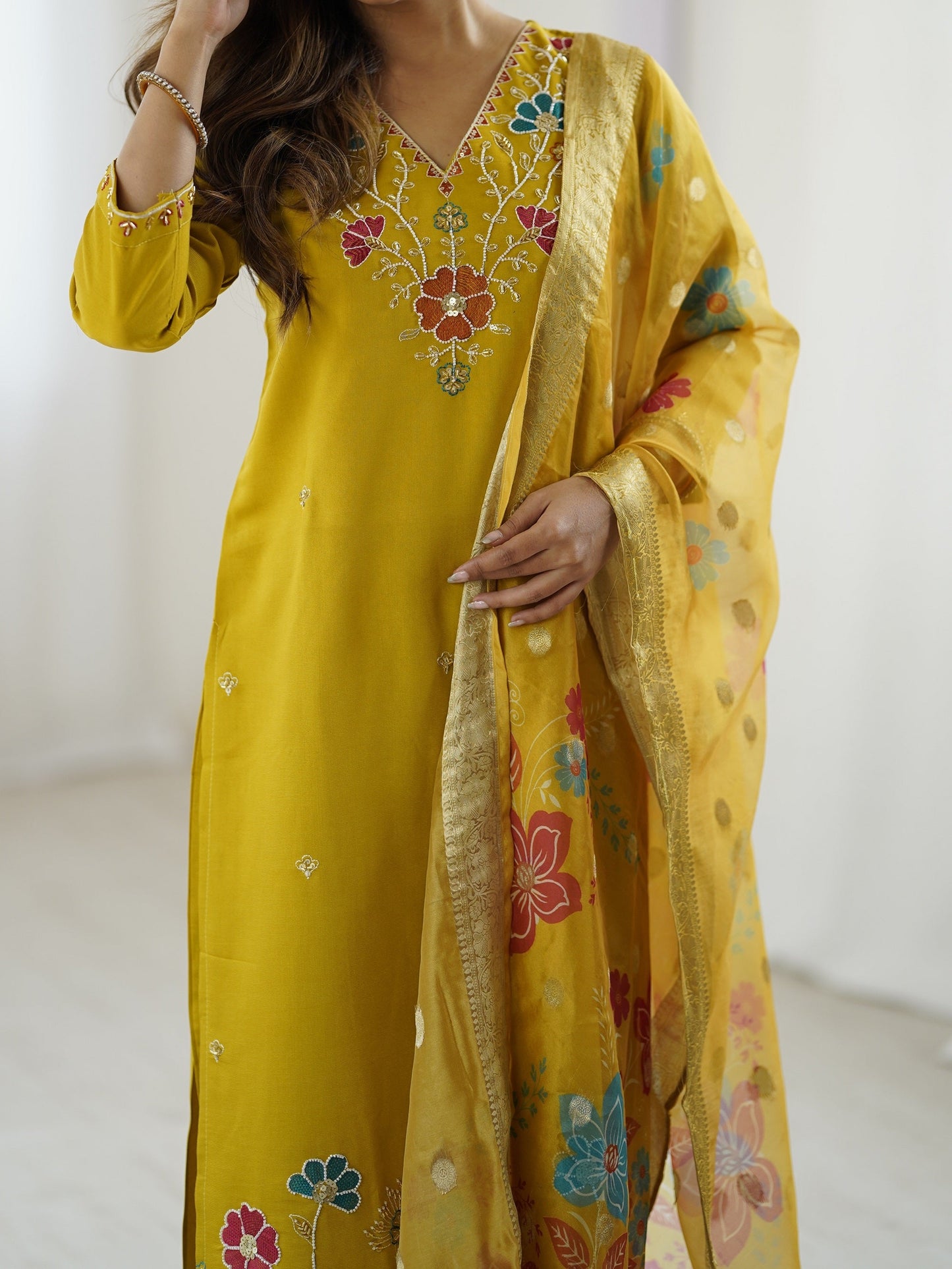 Very Attractive Viscose Silk Embroidery Suit Set