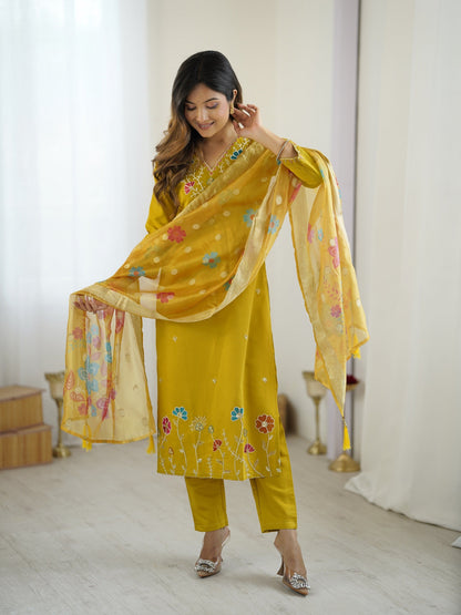 Very Attractive Viscose Silk Embroidery Suit Set
