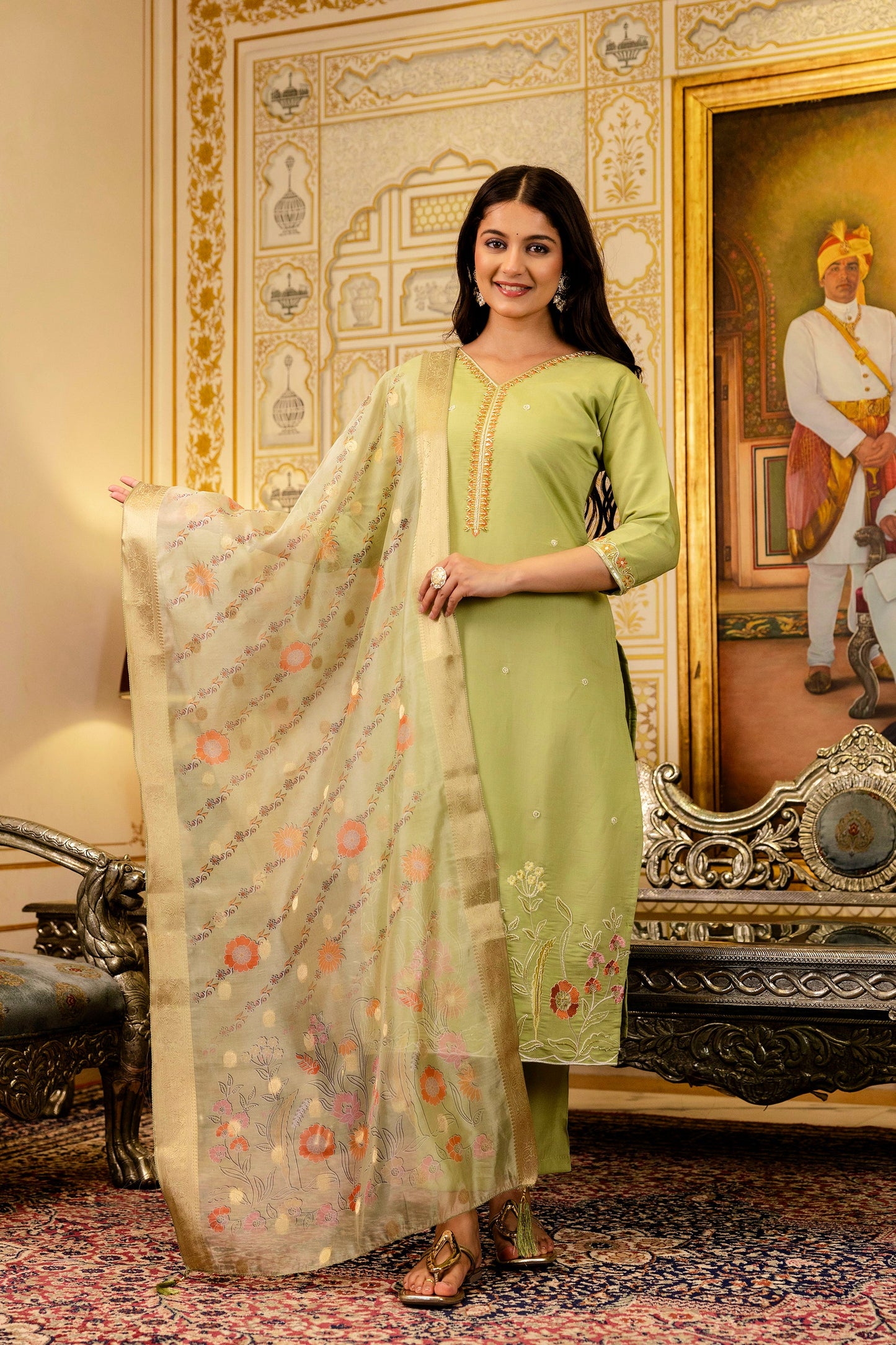 Very Good-Looking Viscose Silk Embroidery Suit Set