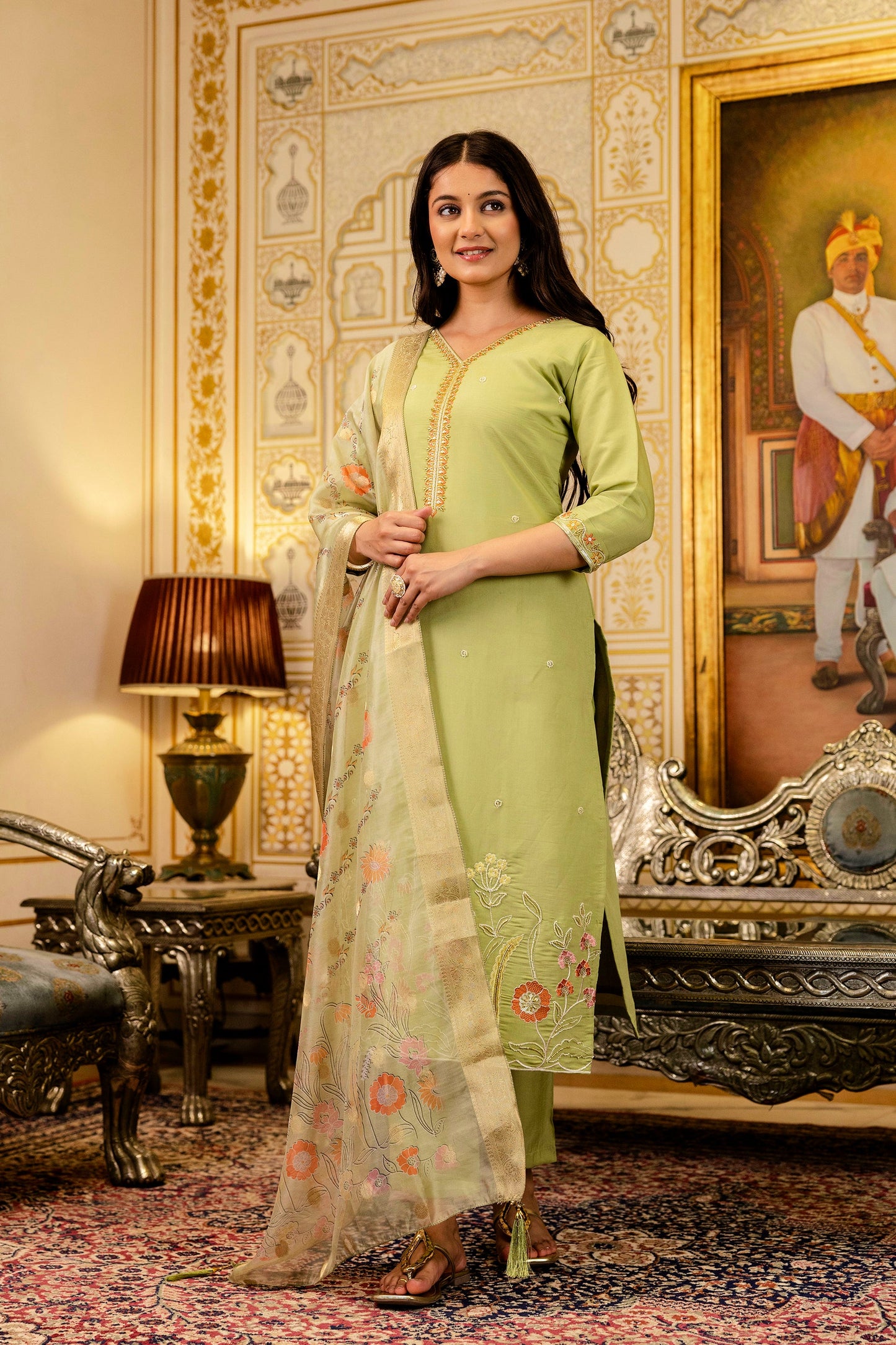 Very Good-Looking Viscose Silk Embroidery Suit Set